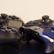 Imagen para el artículo titulado Ahora podrás jugar en iPhone y Apple TV con un mando de PlayStation 4 o Xbox One